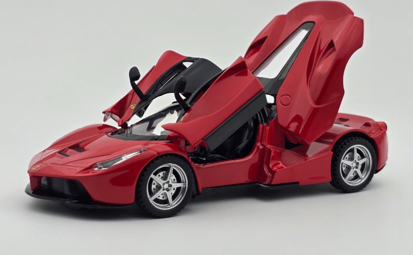Ferrari LaFerrari 1:24 diecast scale model car collectible car